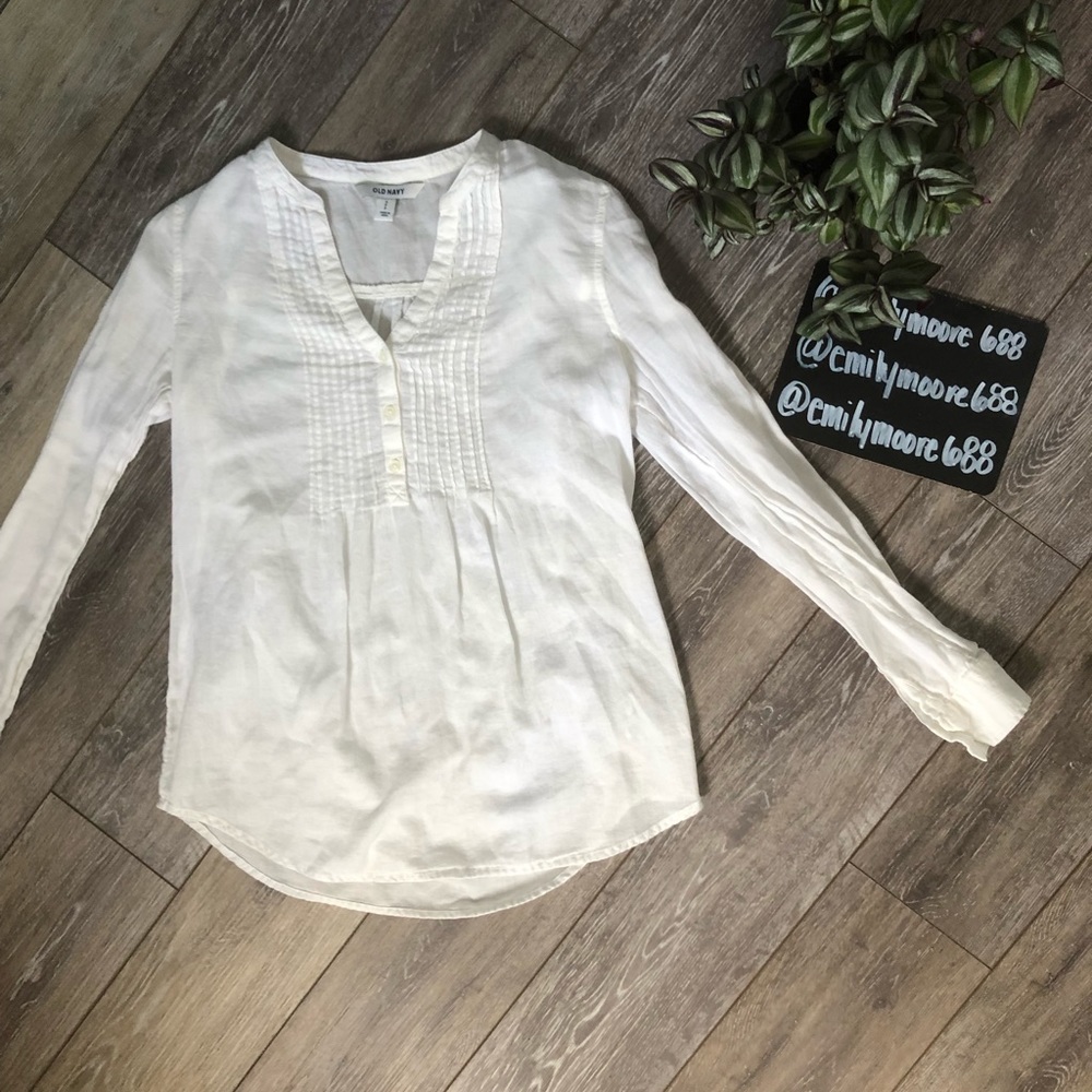 5 for $10 Old Navy Long sleeve shirt